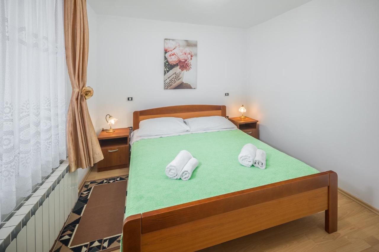 Apartments By The Sea Zambratija, Umag - 2557 Exteriör bild