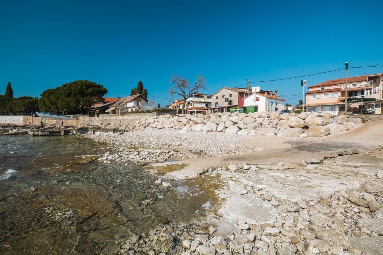 Apartments By The Sea Zambratija, Umag - 2557 Exteriör bild