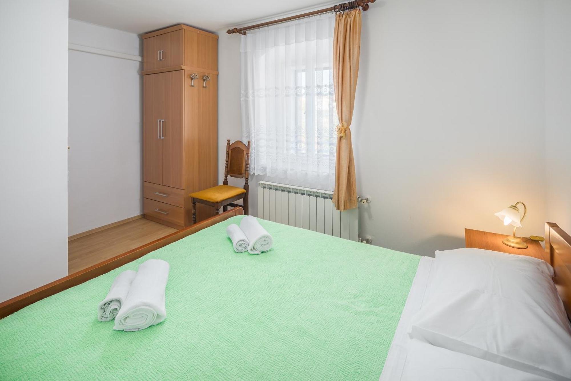 Apartments By The Sea Zambratija, Umag - 2557 Rum bild