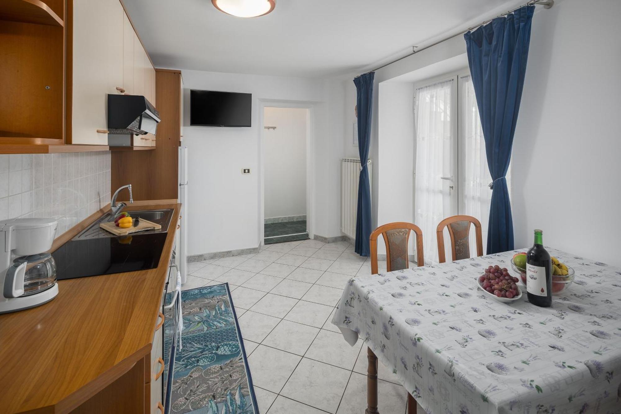 Apartments By The Sea Zambratija, Umag - 2557 Rum bild